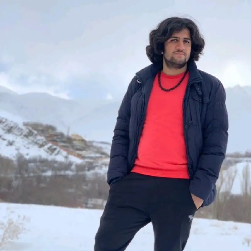 Arash Amigh Data Scientist, Machine Learning Engineer, Backend Developer